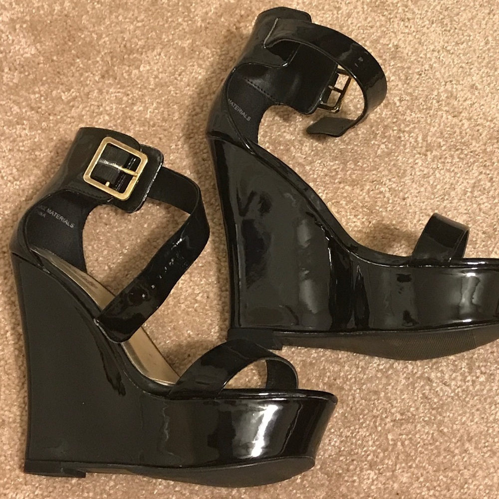 Charlotte Russe Black Wedges Size 6